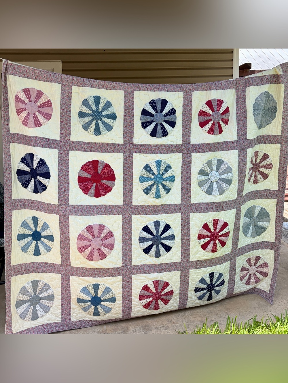 Vintage Handmade Dresden Plate Quilt - 84x85-Cottagecore Floral Patchwork Quilt